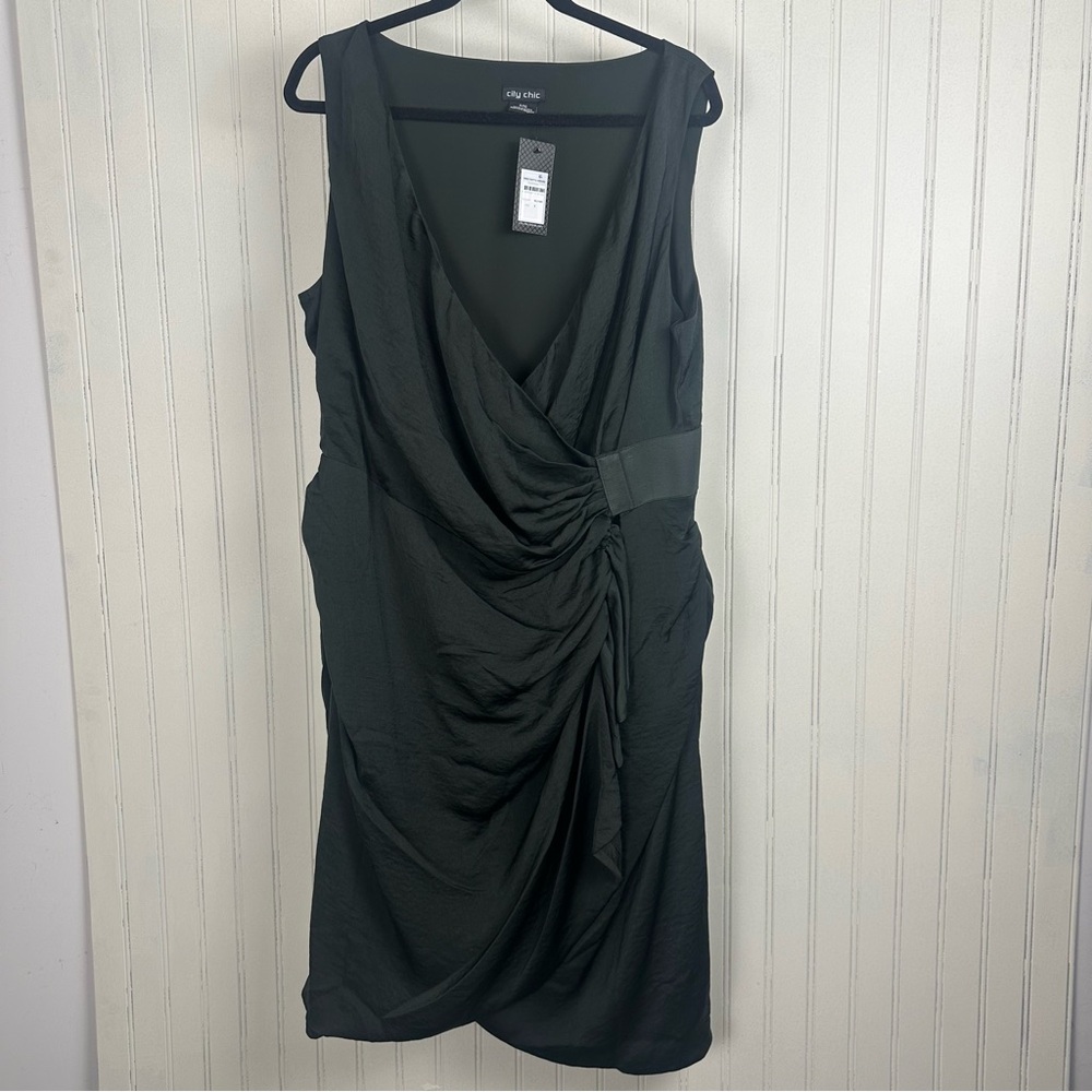 City Chic Military Green Ruffle Around Wrap‎ Dress Plus Size 16 Lightweight